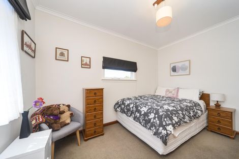 Photo of property in 95 Churchill Avenue, Hokowhitu, Palmerston North, 4410
