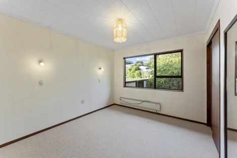 Photo of property in 40 Bosun Terrace, Whitby, Porirua, 5024