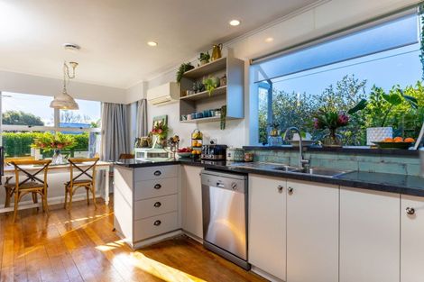 Photo of property in 106 Muller Road, Blenheim, 7201