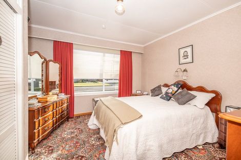 Photo of property in 38 Lyndhurst Street, Westport, 7825