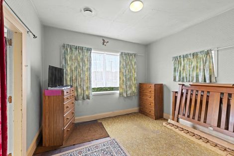 Photo of property in 21 Hay Street, Bromley, Christchurch, 8062