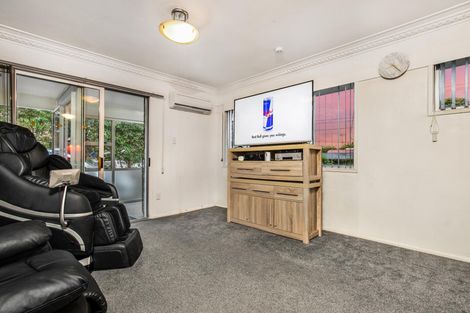 Photo of property in 25 Ferndale Road, Mount Wellington, Auckland, 1060