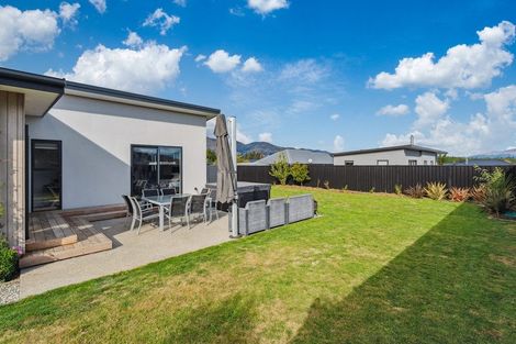 Photo of property in 38 Grandview Road, Lake Hawea, Wanaka, 9382