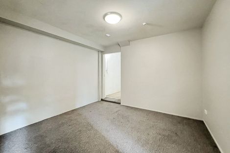 Photo of property in Sharella Living, 20 Glenmore Street, Thorndon, Wellington, 6011