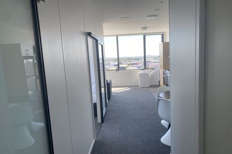Photo of property in Twin Towers, 706/17 Putney Way, Manukau, Auckland, 2104