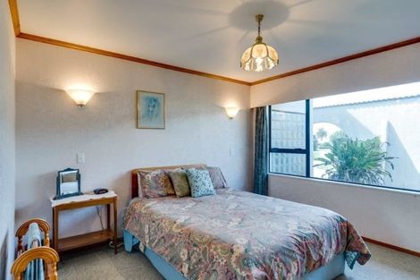 Photo of property in 50 Clifton Road, Tongaporutu, Urenui, 4378