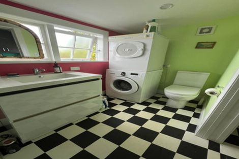 Photo of property in 49-51 Hankey Street, Mount Cook, Wellington, 6011