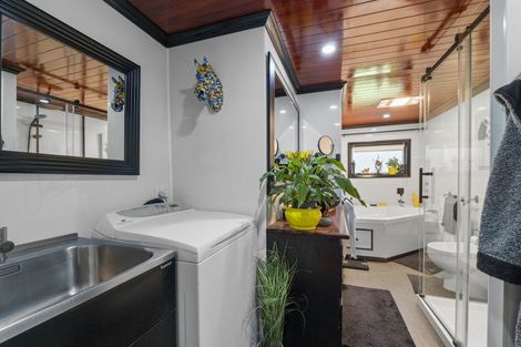 Photo of property in 3 Mabey Street, Eltham, 4322