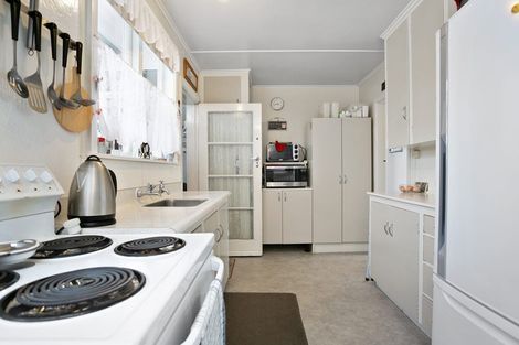 Photo of property in 10 Tee Street, Putaruru, 3411