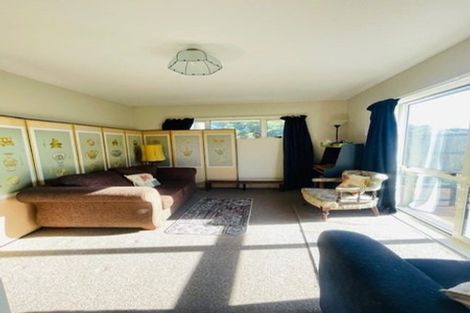 Photo of property in 1/11 Hollyford Avenue, Bryndwr, Christchurch, 8053