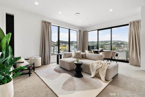 Photo of property in 301/2 Onepu Road, Kilbirnie, Wellington, 6022