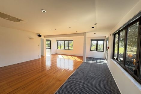 Photo of property in 123 Pomona Road, Kumeu, 0891