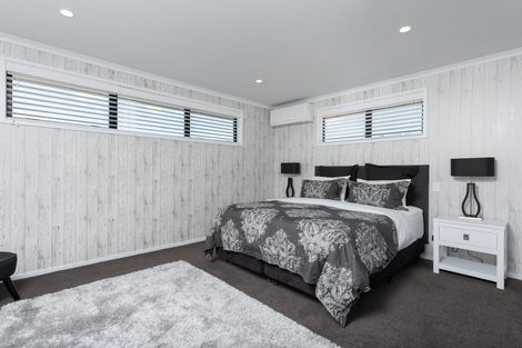 Photo of property in 24 Drabble Crescent, Papamoa Beach, Papamoa, 3118