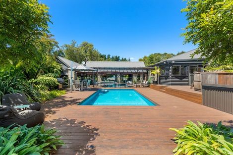 Photo of property in 531 Frankley Road, Hurworth, New Plymouth, 4371