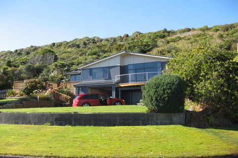 Photo of property in 21 Nolan Crescent, Karoro, Greymouth, 7805