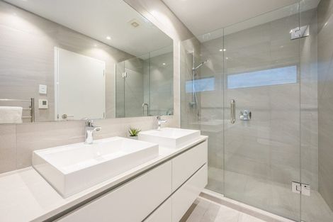 Photo of property in 2 James Mcleod Way, Silverdale, 0932