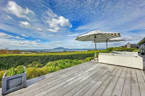 Photo of property in 97 Highland Drive, Acacia Bay, Taupo, 3385