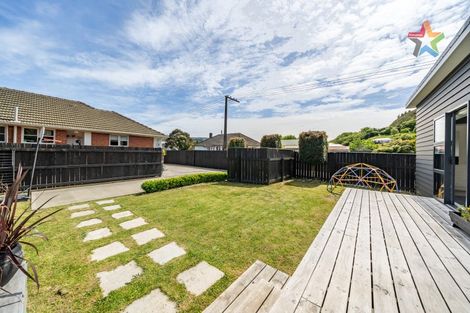 Photo of property in 394a Cambridge Terrace, Naenae, Lower Hutt, 5011