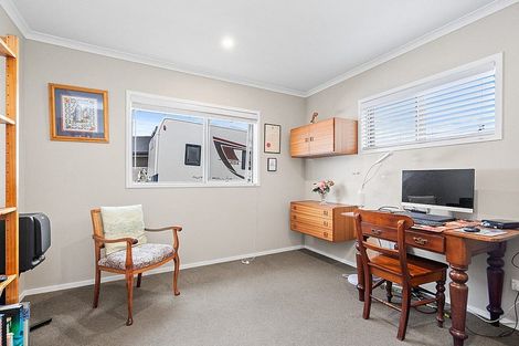 Photo of property in 5 Ara Kahika Lane, One Tree Point, 0118