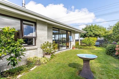 Photo of property in 21a Winara Avenue, Waikanae, 5036