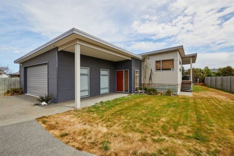 Photo of property in 43 Kotuku Road, South Bay, Kaikoura, 7300