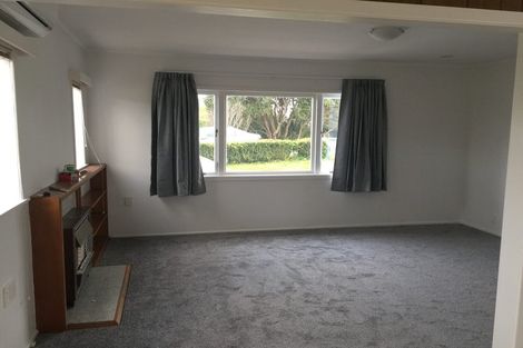 Photo of property in 62 College Road, Northcote, Auckland, 0627