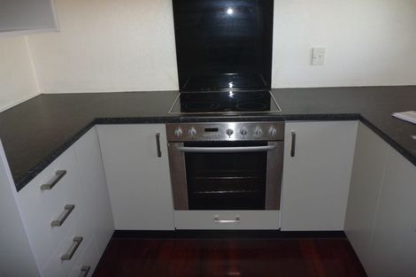 Photo of property in 76 Rosewarne Crescent, Glendene, Auckland, 0602