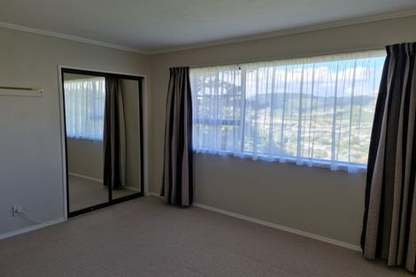 Photo of property in 29 Westhaven Drive, Tawa, Wellington, 5028