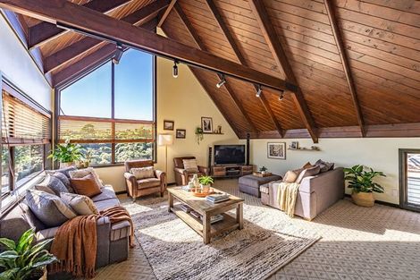 Photo of property in 22 Shakespeare Road, Bastia Hill, Whanganui, 4500