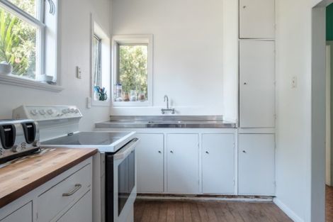 Photo of property in 175 Roebuck Road, Gisborne, 4010