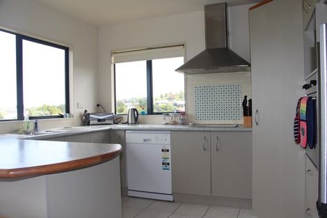 Photo of property in 78b Sunrise Avenue, Mairangi Bay, Auckland, 0630