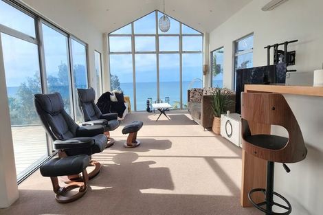 Photo of property in 17 Motukari Place, Onaero, Waitara, 4383