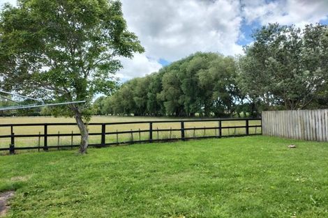 Photo of property in 8 Egmont Place, Westbrook, Palmerston North, 4412