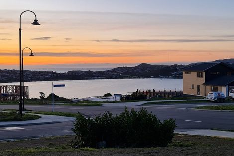 Photo of property in Queen Charlotte Drive, Aotea, Porirua, 5024
