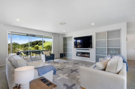 Photo of property in 53 Robert Hastie Drive, Mangawhai, 0573