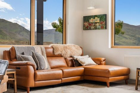 Photo of property in 112 Hall Road, Bannockburn, Cromwell, 9384