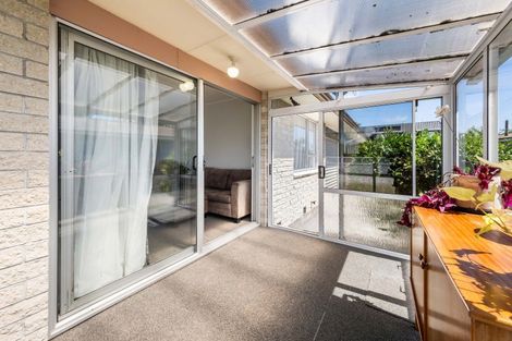 Photo of property in 1/6 Cam Place, Harewood, Christchurch, 8051