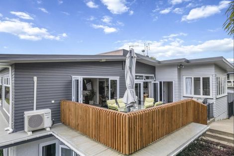 Photo of property in 2 Churchill Street, Putaruru, 3411