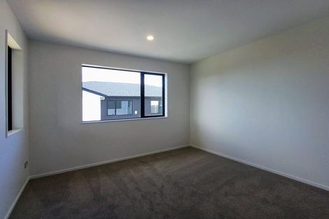 Photo of property in 1/2 Maxwelton Drive, Mairangi Bay, Auckland, 0630
