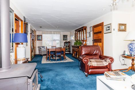 Photo of property in 12 Parsonage Road, Waimate, 7924