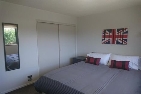 Photo of property in 2 Ragan Lane, Wanaka, 9305