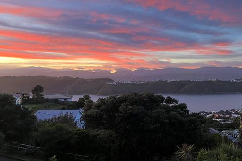 Photo of property in 64 Roseneath Terrace, Roseneath, Wellington, 6011