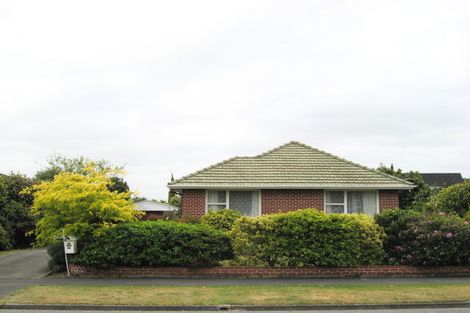 Photo of property in 20 Birkenhead Street Avonhead Christchurch City