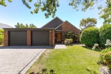 Photo of property in 75 Apsley Drive, Avonhead, Christchurch, 8042