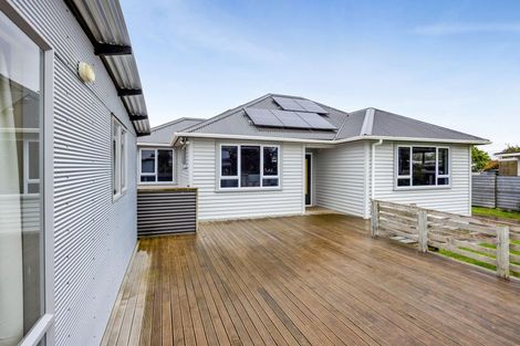 Photo of property in 17 Fitzroy Street, Normanby, Hawera, 4614