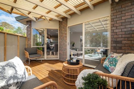 Photo of property in 1/137 Nile Road, Milford, Auckland, 0620