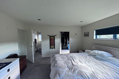 Photo of property in 4 Roberts Road, Matakatia, Whangaparaoa, 0930