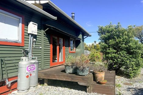 Photo of property in 16 Pitt Street, Runanga, 7803