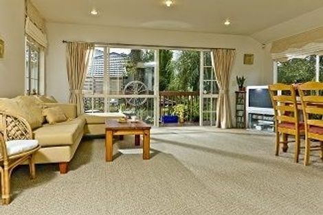 Photo of property in 1/15 Seine Road, Forrest Hill, Auckland, 0620