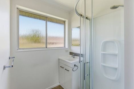 Photo of property in 52 Kapiti Road, Paraparaumu, 5032